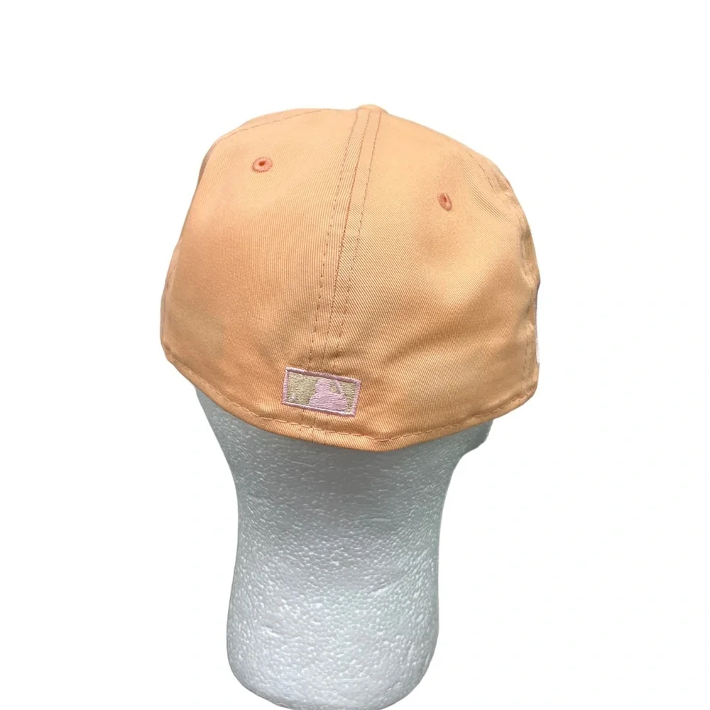 New Era Montreal Expos Peaches & Cream 59FIFTY Fitted Hat 40 Year Patch Sz 7 5/8 - Picture 3 of 5